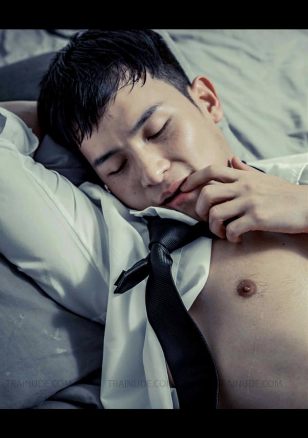 I-AM-MAGAZINE-Issue2.2--I-AM-WIREPULLER-Anawin-ebook